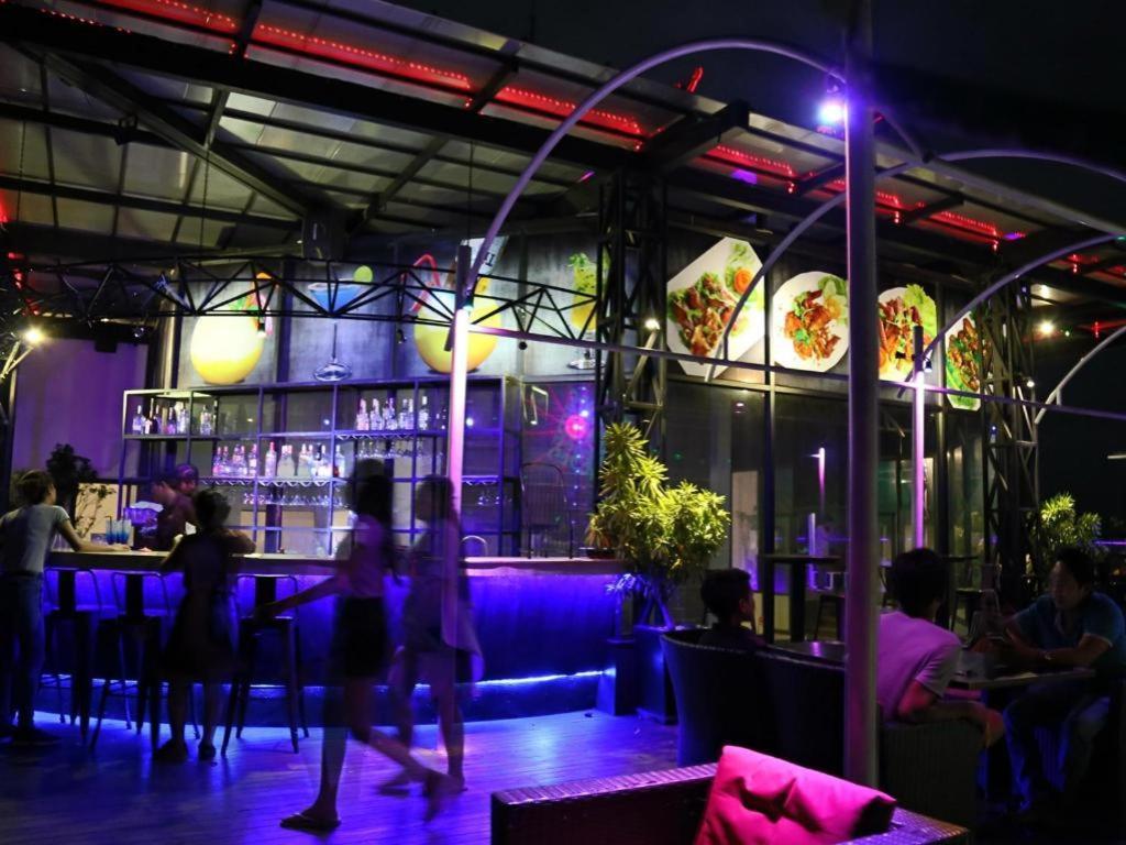 Yeak Loam Hotel Banlung Екстер'єр фото