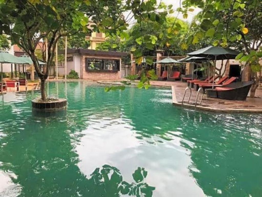 Yeak Loam Hotel Banlung Екстер'єр фото