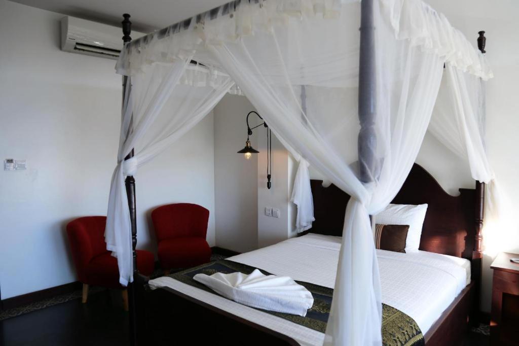 Yeak Loam Hotel Banlung Екстер'єр фото