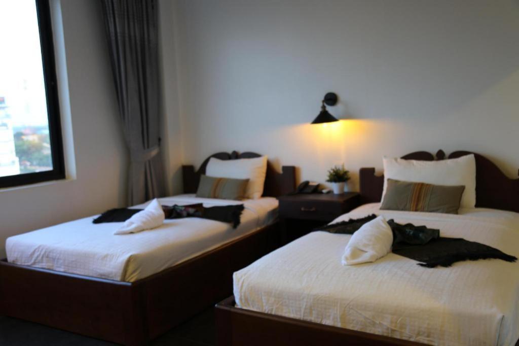 Yeak Loam Hotel Banlung Екстер'єр фото
