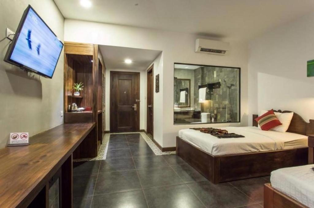 Yeak Loam Hotel Banlung Екстер'єр фото
